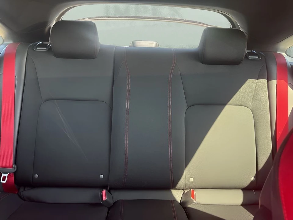 2025 Honda Civic 11th Gen - Image 10 of 31