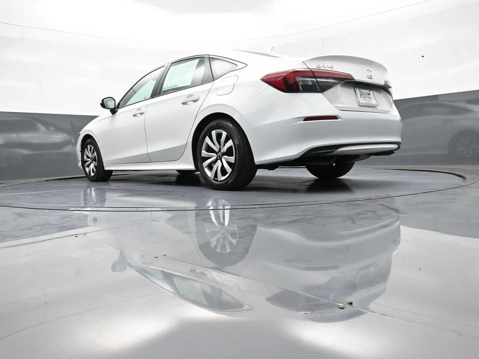 2025 Honda Civic 11th Gen - Image 30 of 31