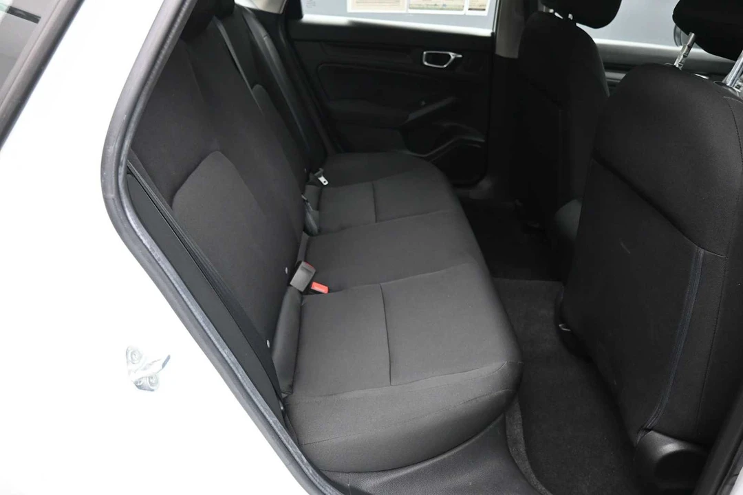 2025 Honda Civic 11th Gen - Image 22 of 31