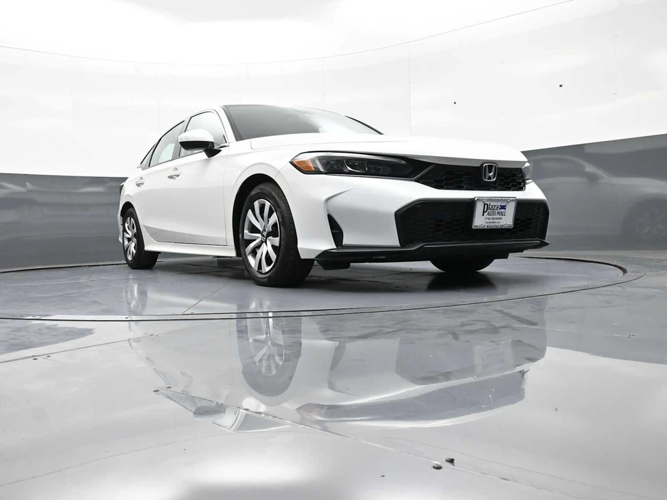 2025 Honda Civic 11th Gen - Image 26 of 31