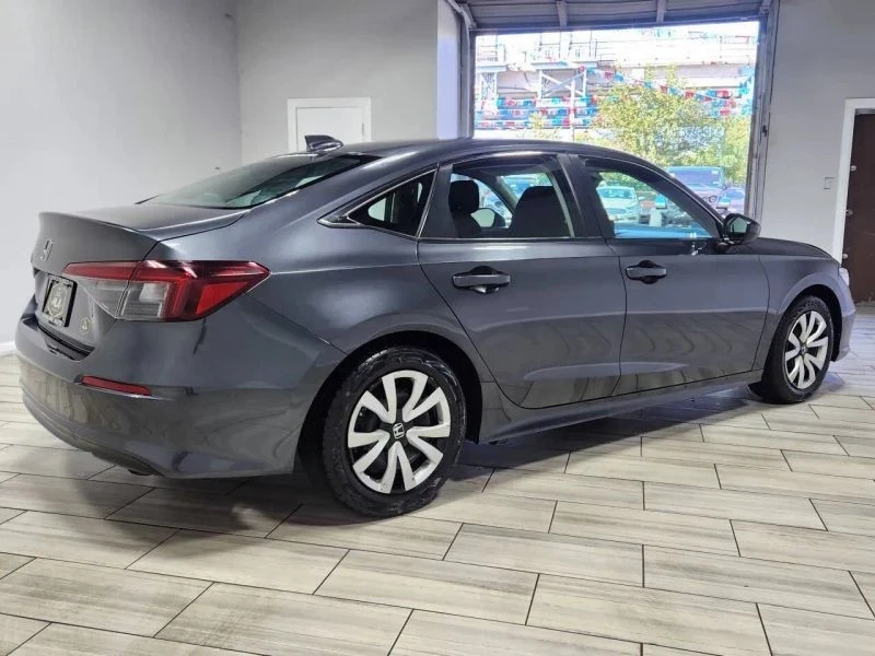 2025 Honda Civic 11th Gen - Image 5 of 12