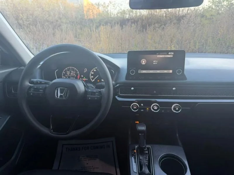 2025 Honda Civic 11th Gen - Image 9 of 12