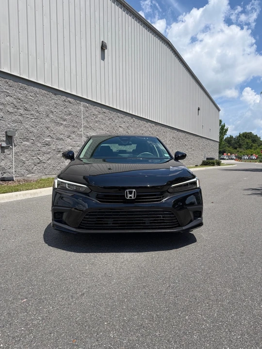 2025 Honda Civic 11th Gen - Image 2 of 11