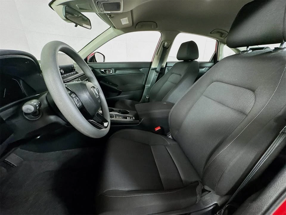 2025 Honda Civic 11th Gen - Image 14 of 18