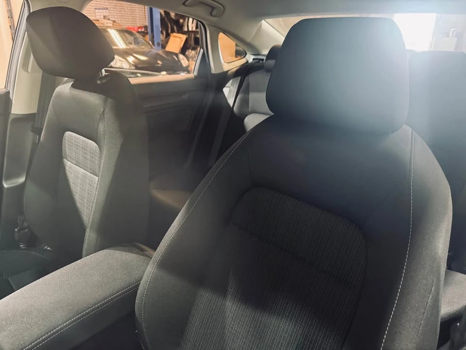 2025 Honda Civic 11th Gen - Image 10 of 14