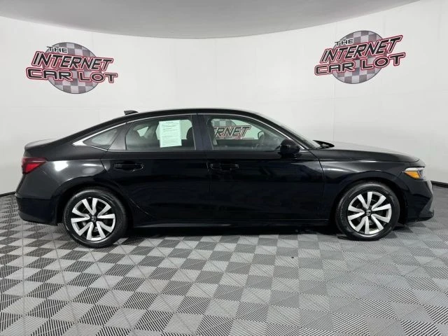 2025 Honda Civic 11th Gen - Image 8 of 12