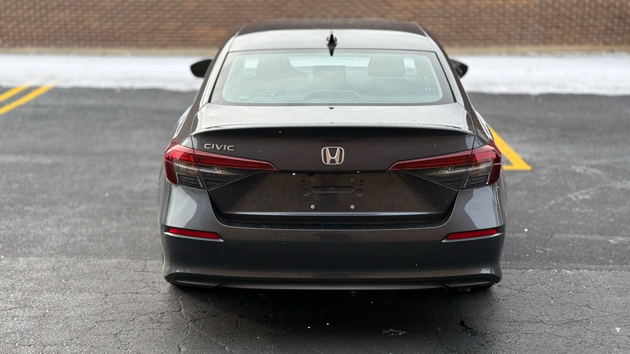 2025 Honda Civic 11th Gen - Image 6 of 21