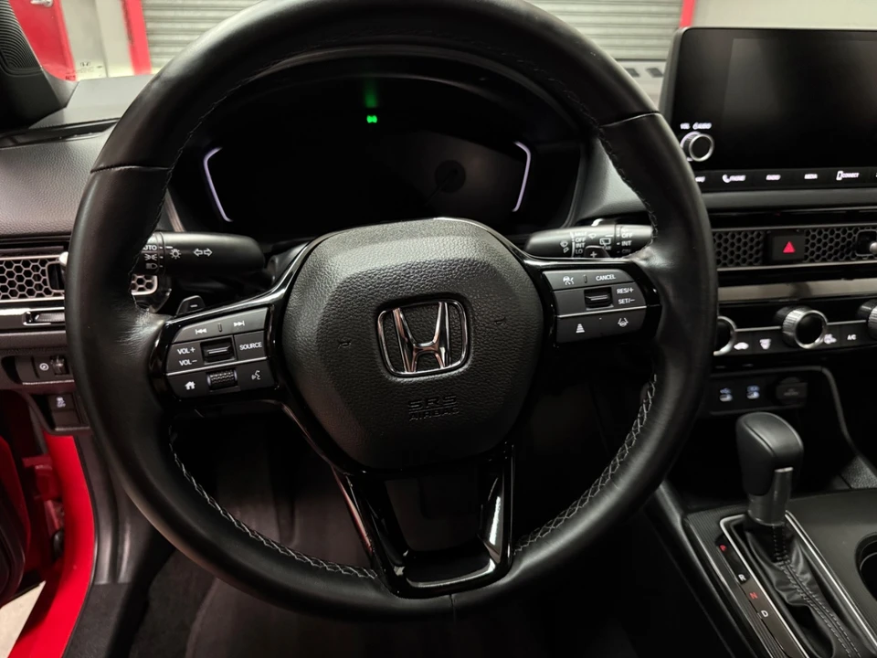 2025 Honda Civic 11th Gen - Image 14 of 15