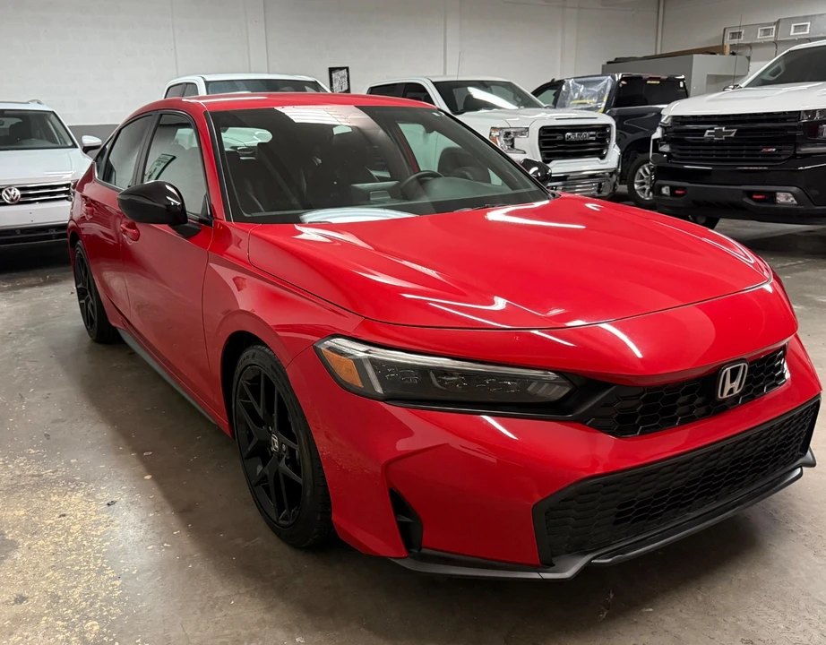 2025 Honda Civic 11th Gen - Image 3 of 15