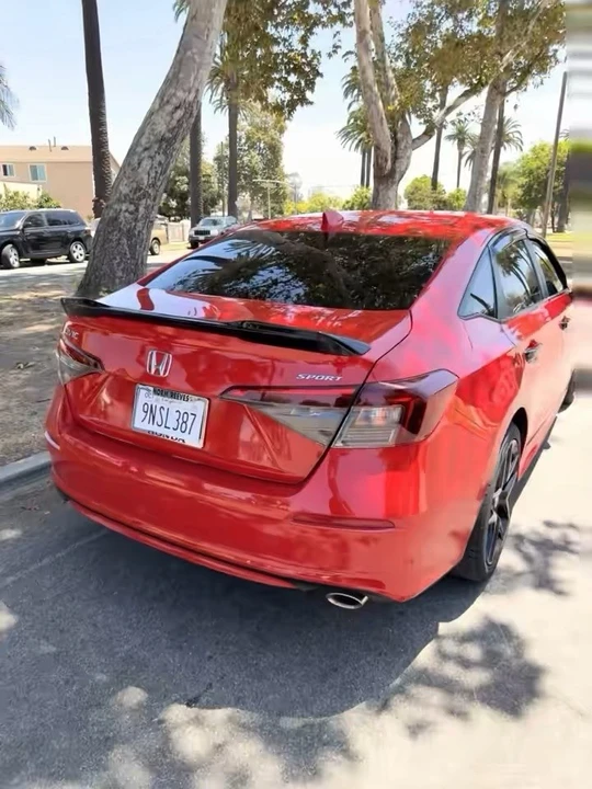 2025 Honda Civic 11th Gen - Image 4 of 13