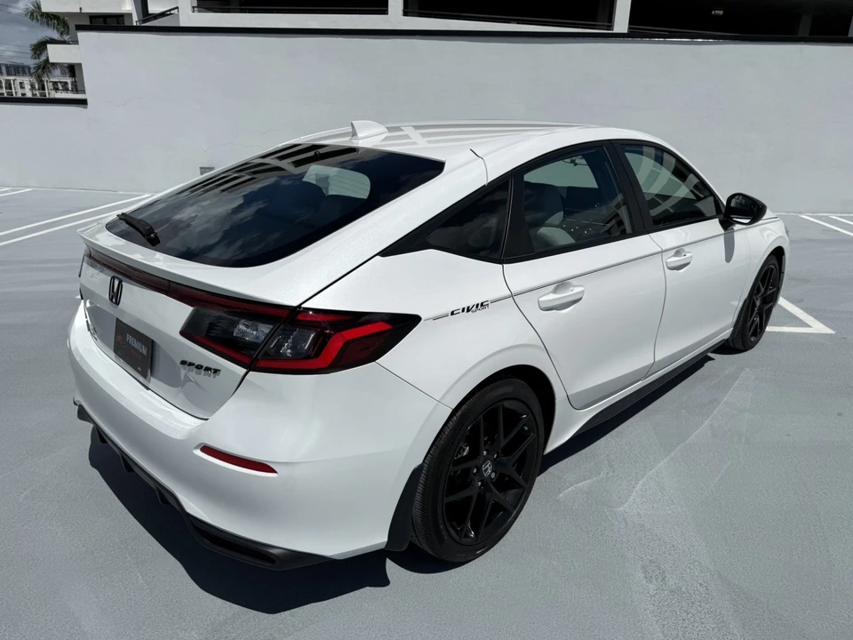 2025 Honda Civic 11th Gen - Image 5 of 30