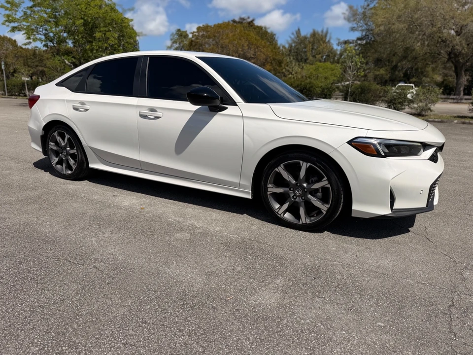 2025 Honda Civic 11th Gen - Image 3 of 21
