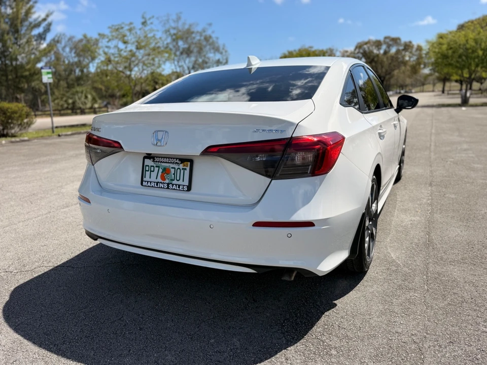 2025 Honda Civic 11th Gen - Image 6 of 21