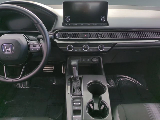 2025 Honda Civic 11th Gen - Image 11 of 15