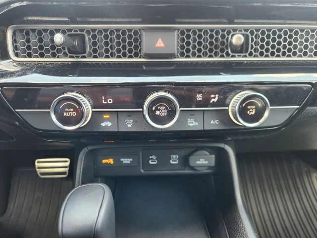 2025 Honda Civic 11th Gen - Image 18 of 20