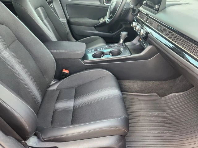 2025 Honda Civic 11th Gen - Image 13 of 20