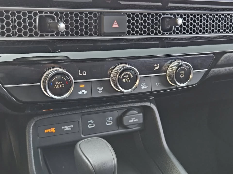 2025 Honda Civic 11th Gen - Image 12 of 19