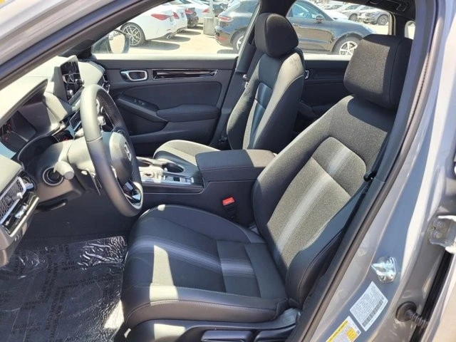 2025 Honda Civic 11th Gen - Image 9 of 12