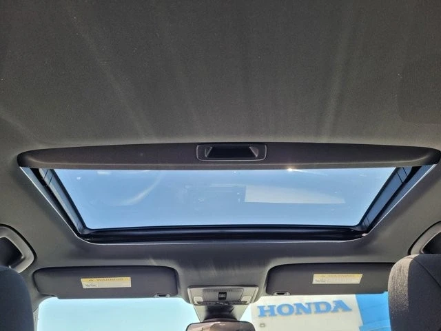 2025 Honda Civic 11th Gen - Image 8 of 12