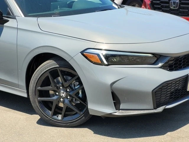 2025 Honda Civic 11th Gen - Image 3 of 12