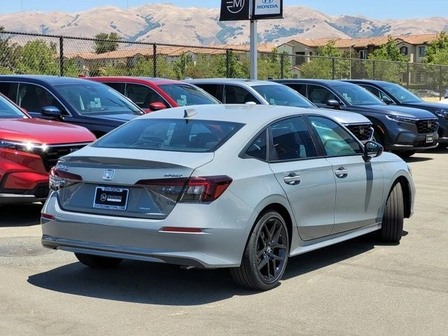 2025 Honda Civic 11th Gen - Image 5 of 12