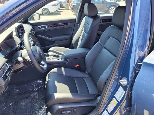 2025 Honda Civic 11th Gen - Image 8 of 12