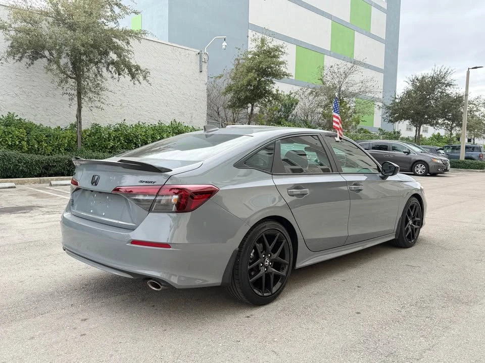 2025 Honda Civic 11th Gen - Image 5 of 18