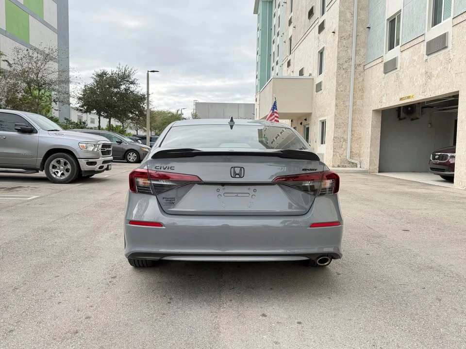 2025 Honda Civic 11th Gen - Image 4 of 18