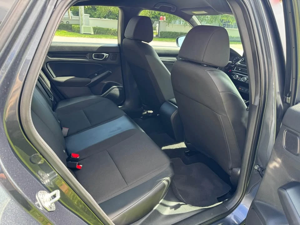 2025 Honda Civic 11th Gen - Image 4 of 15