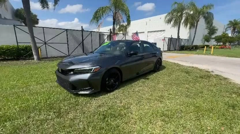 2025 Honda Civic 11th Gen - Image 15 of 15