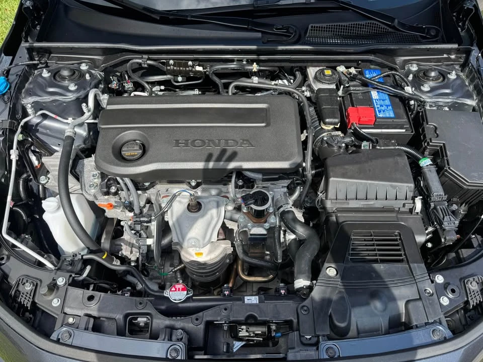2025 Honda Civic 11th Gen - Image 7 of 15