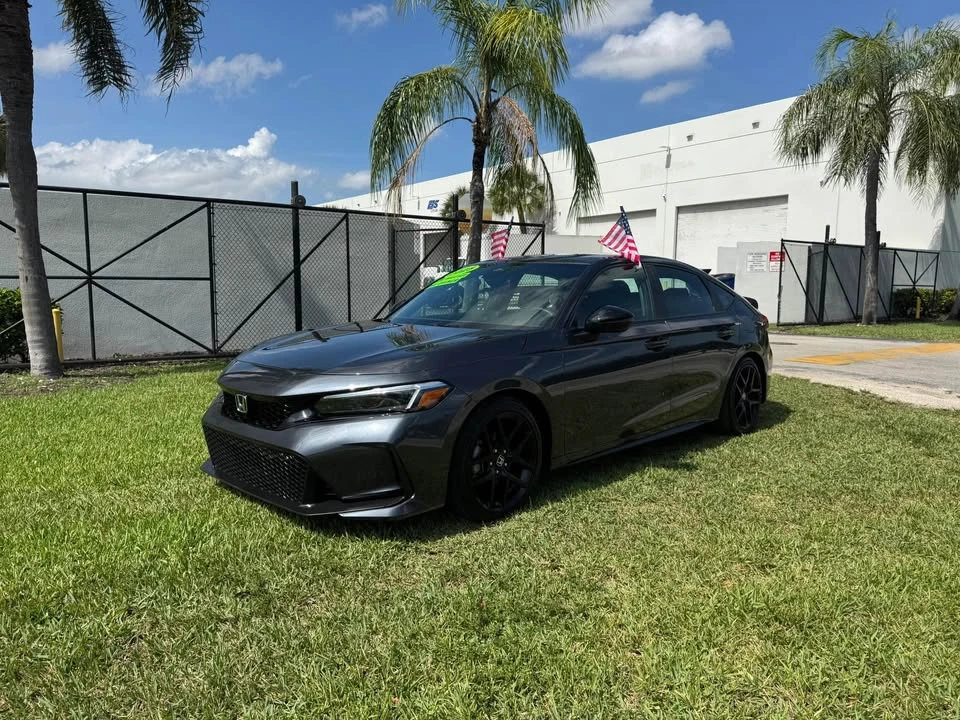 2025 Honda Civic 11th Gen - Image 14 of 15