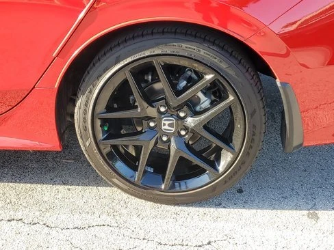 2025 Honda Civic 11th Gen - Image 5 of 19