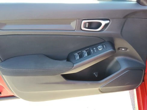 2025 Honda Civic 11th Gen - Image 10 of 19