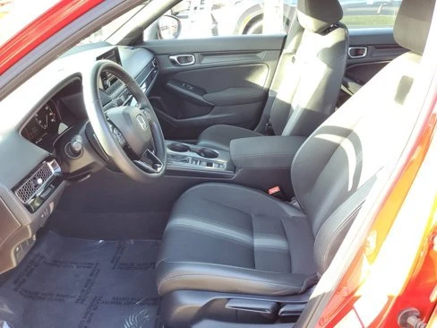 2025 Honda Civic 11th Gen - Image 15 of 19