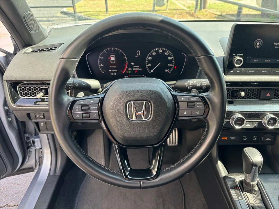 2025 Honda Civic 11th Gen - Image 29 of 31