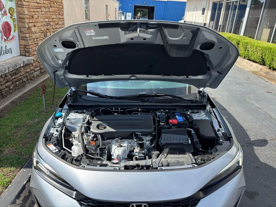 2025 Honda Civic 11th Gen - Image 28 of 31