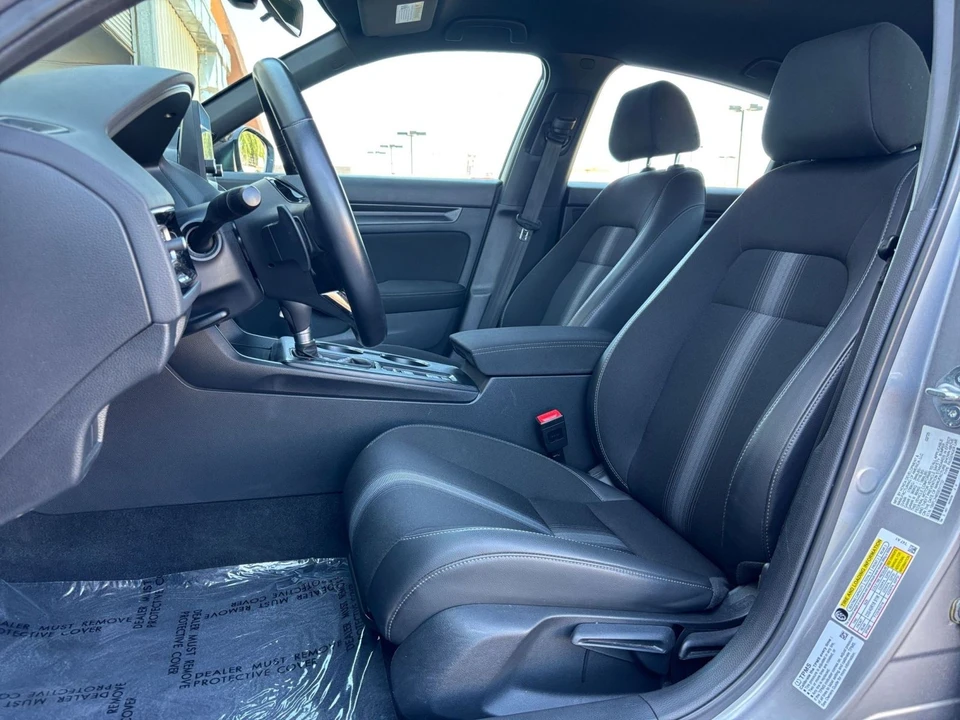 2025 Honda Civic 11th Gen - Image 27 of 31