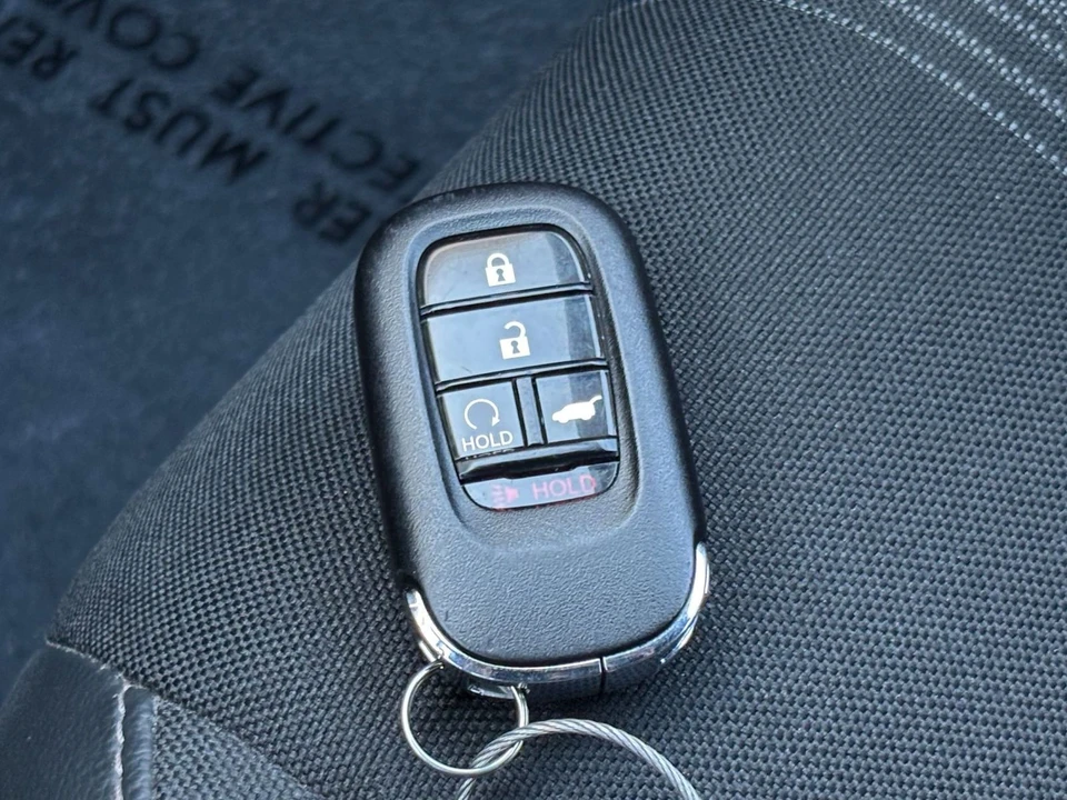 2025 Honda Civic 11th Gen - Image 25 of 31
