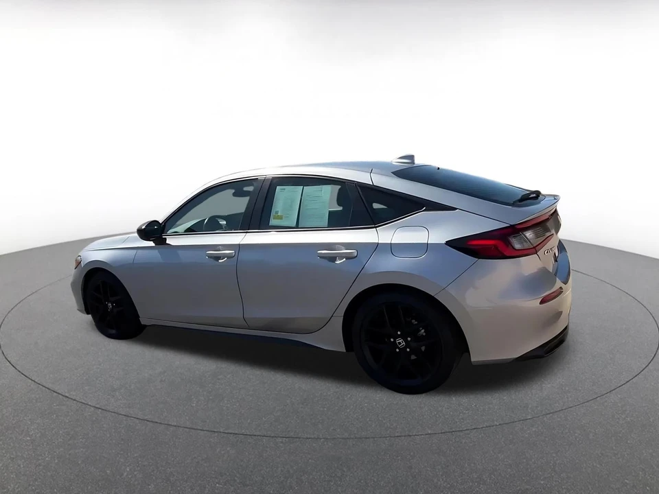 2025 Honda Civic 11th Gen - Image 12 of 31