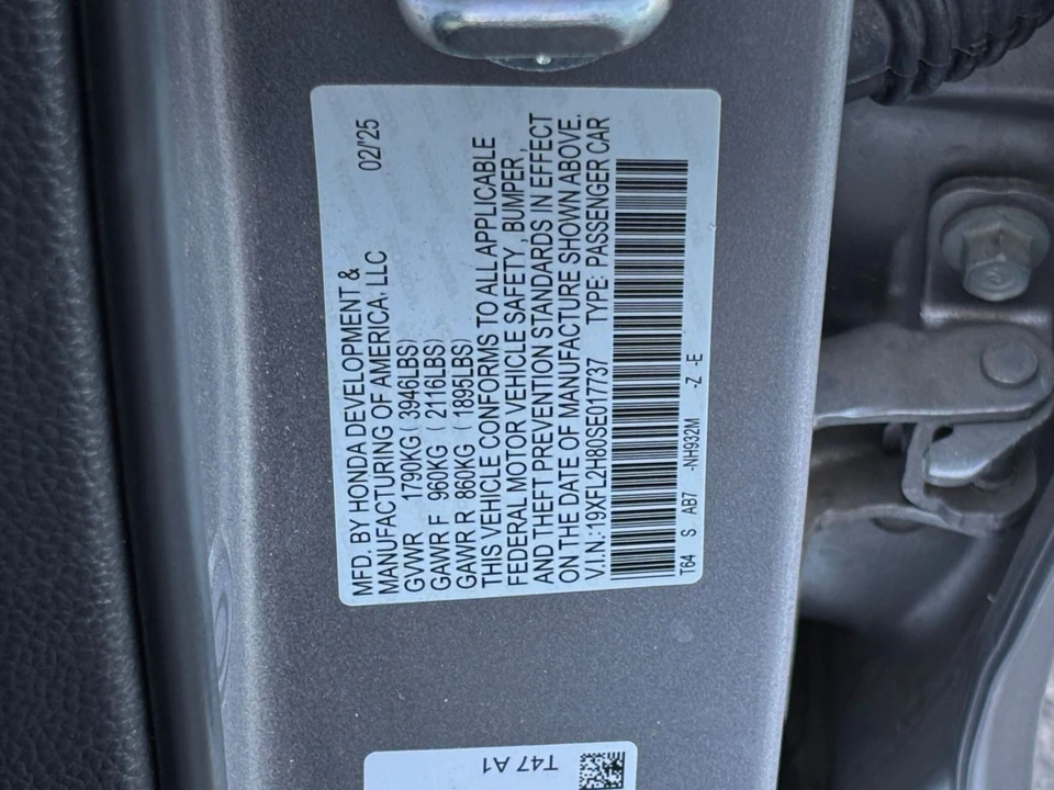 2025 Honda Civic 11th Gen - Image 30 of 31