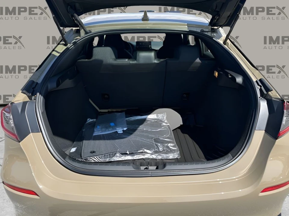 2025 Honda Civic 11th Gen - Image 24 of 31