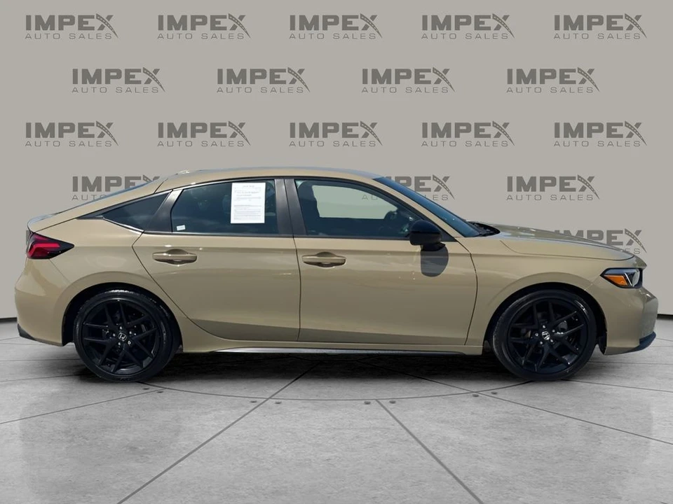 2025 Honda Civic 11th Gen - Image 6 of 31