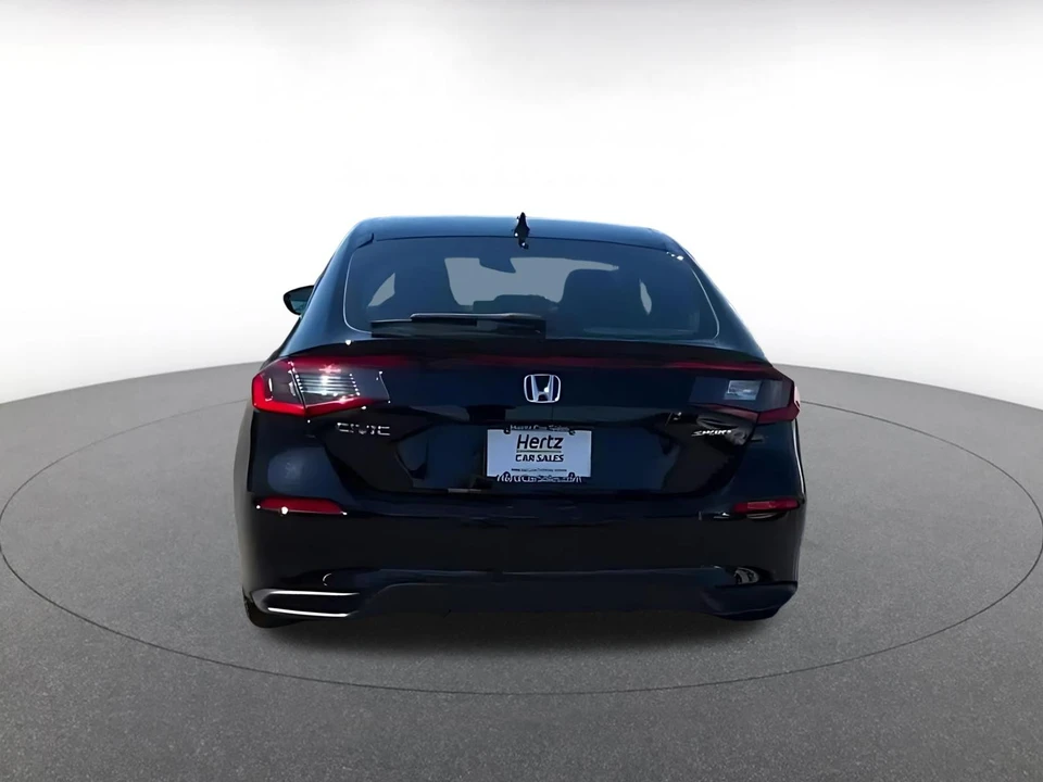 2025 Honda Civic 11th Gen - Image 14 of 31