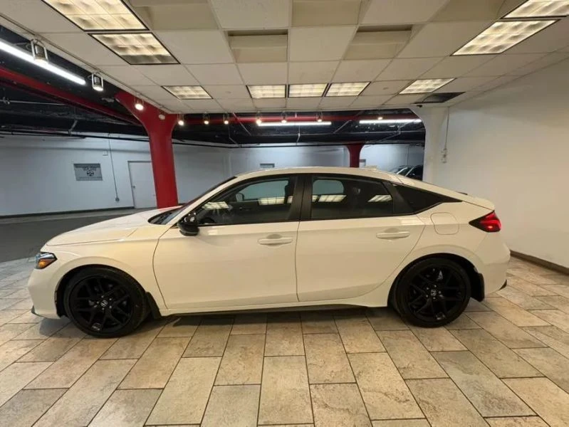 2025 Honda Civic 11th Gen - Image 6 of 12