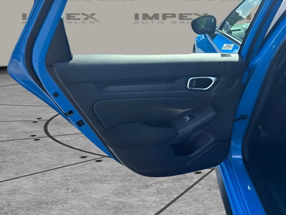 2025 Honda Civic 11th Gen - Image 19 of 28