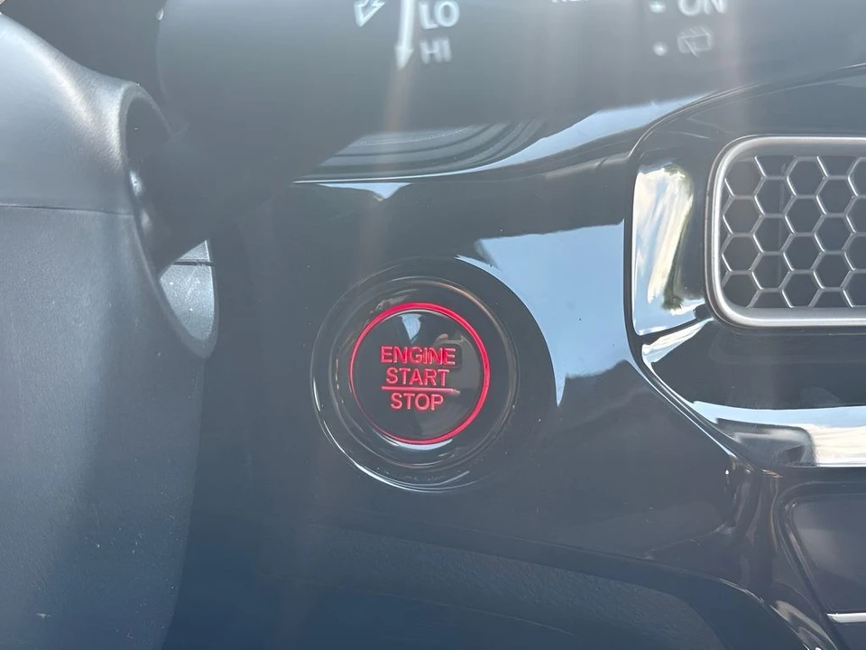 2025 Honda Civic 11th Gen - Image 22 of 28