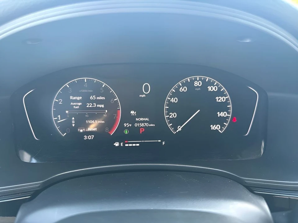 2025 Honda Civic 11th Gen - Image 15 of 28