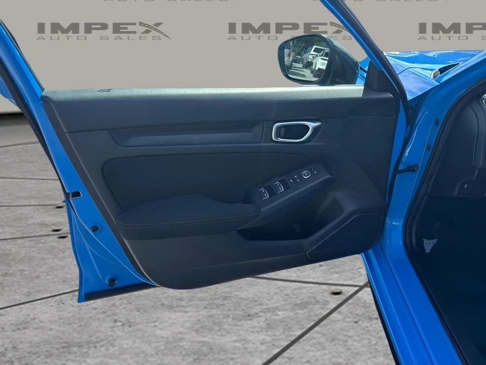 2025 Honda Civic 11th Gen - Image 17 of 28