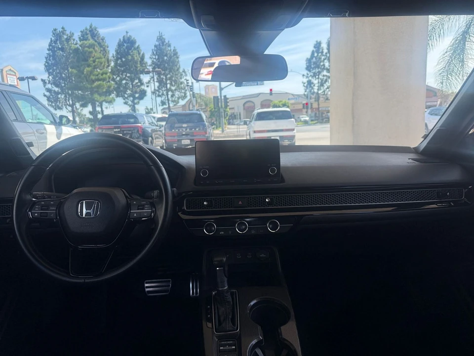 2025 Honda Civic 11th Gen - Image 31 of 31